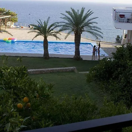 Porto Belissario 3*